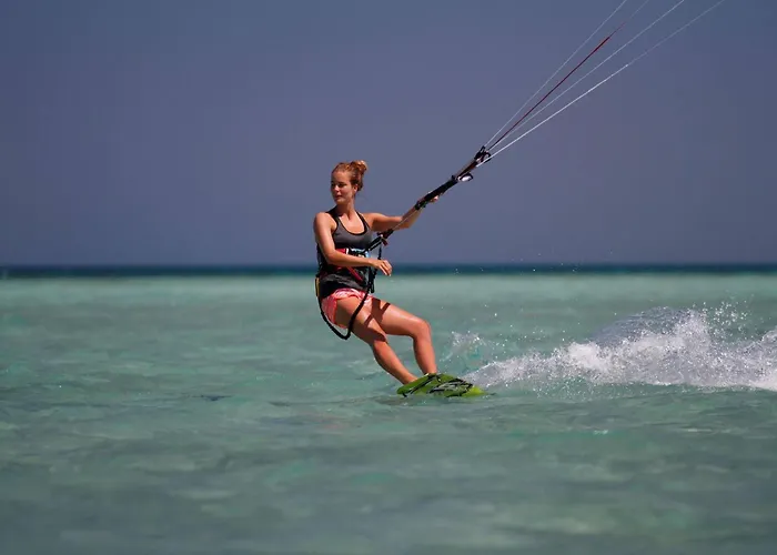 Fox House Beash & Kite Surfing Point Gurdaka